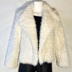 Main Strip SZ L Cream Faux Fur Teddy Jacket  Unique Chic Fun Nightlife Party